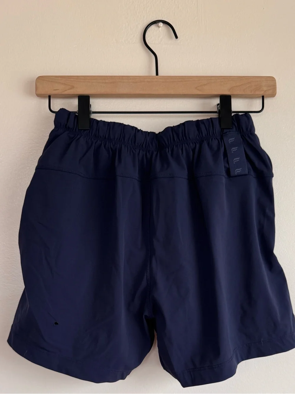 Men’s Fabletics Navy Blue Lined Running / Active Short with Pockets XS